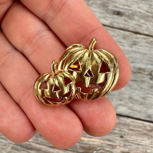 Vintage Jewelry Halloween Brooch Jack-o’-lantern Pin Jack o lantern brooch - Picture 1 of 2